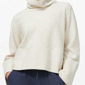 Lululemon Retreat Yourself Pullover